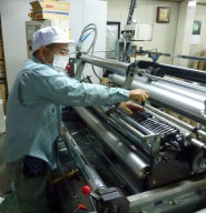 サイドシール小袋専門店春日加工制作風景イメージ画像1